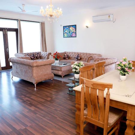 Fortune Home Service Apartment 2Bhk,E28 Saket 2A New Delhi Exterior photo