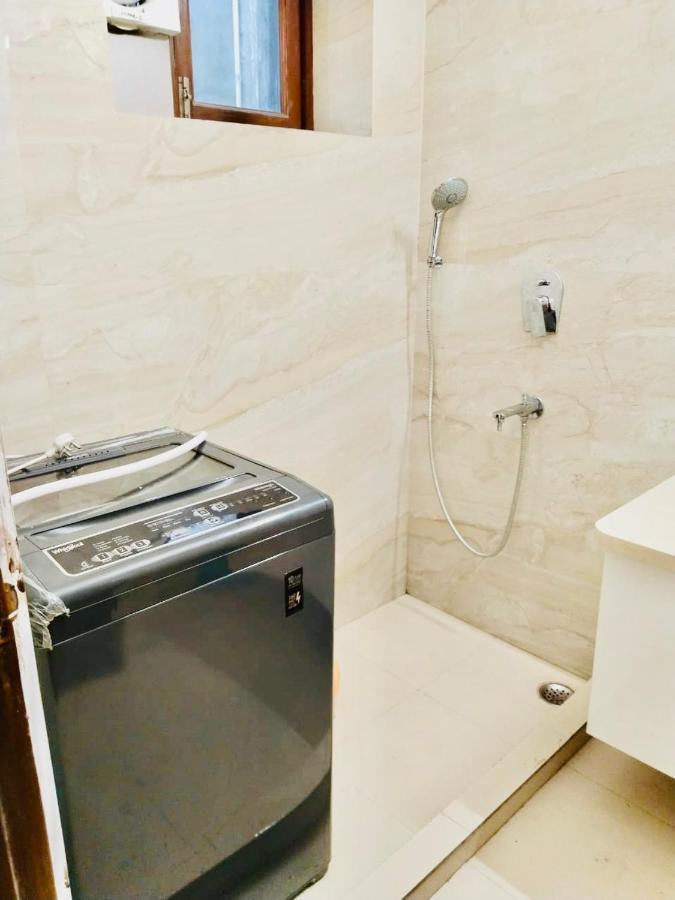 Fortune Home Service Apartment 2Bhk,E28 Saket 2A New Delhi Exterior photo