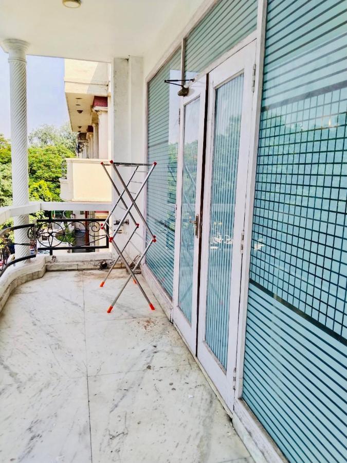 Fortune Home Service Apartment 2Bhk,E28 Saket 2A New Delhi Exterior photo