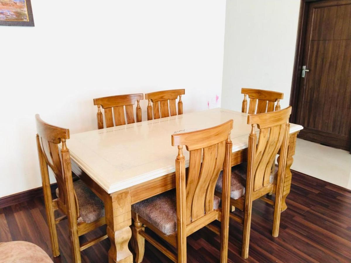 Fortune Home Service Apartment 2Bhk,E28 Saket 2A New Delhi Exterior photo